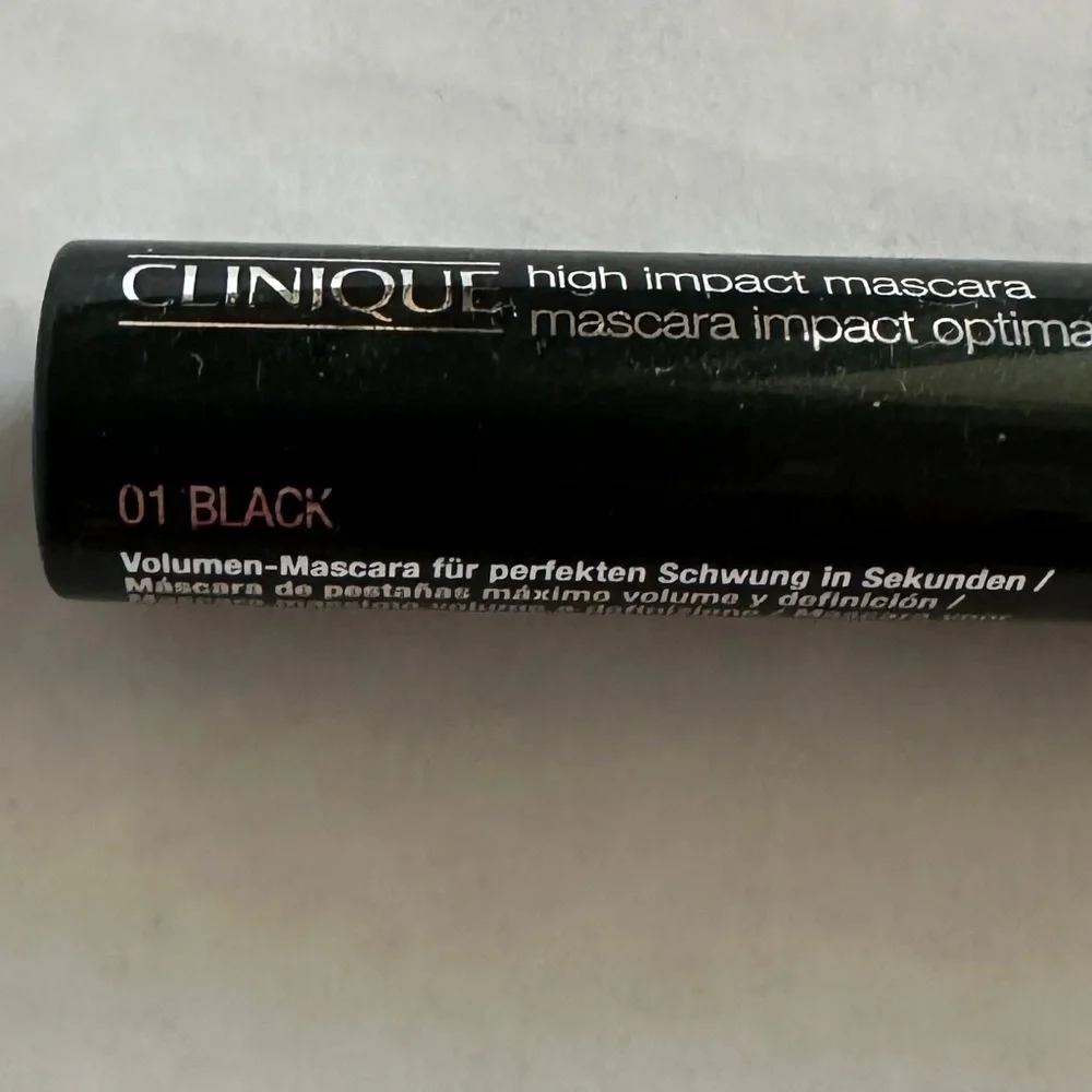 Set of 10 Clinique items (5 mascaras and 5 eyeliners)